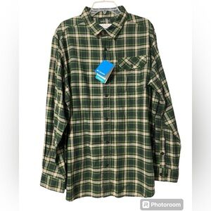 Columbia Green Plaid Casual Button Down Shirt
